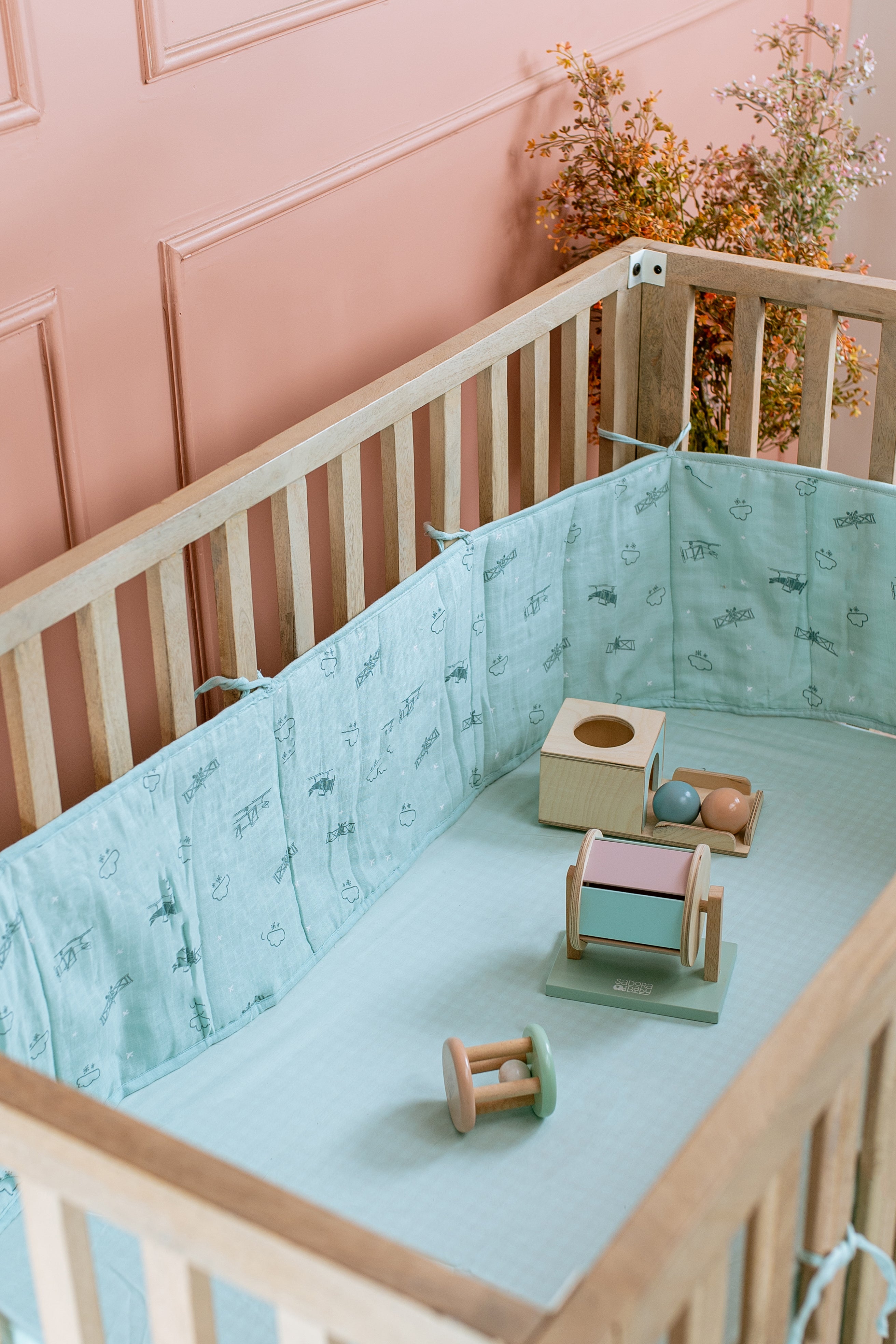 Cot Bumper / Denim Aeroplane