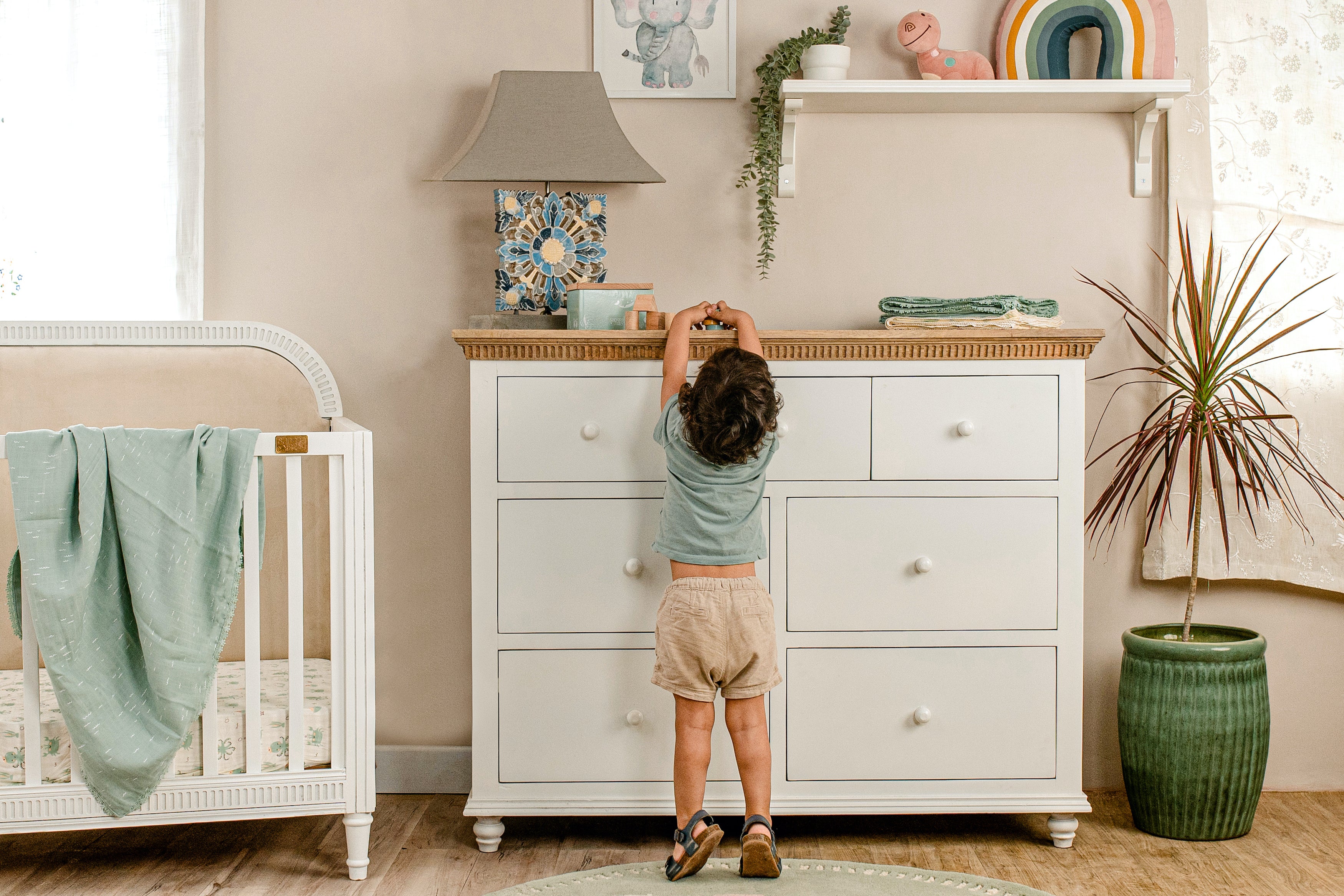 Chest of 7 Drawers - White Duco